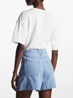 COS Pleated Denim Shorts Light Wash Size 25